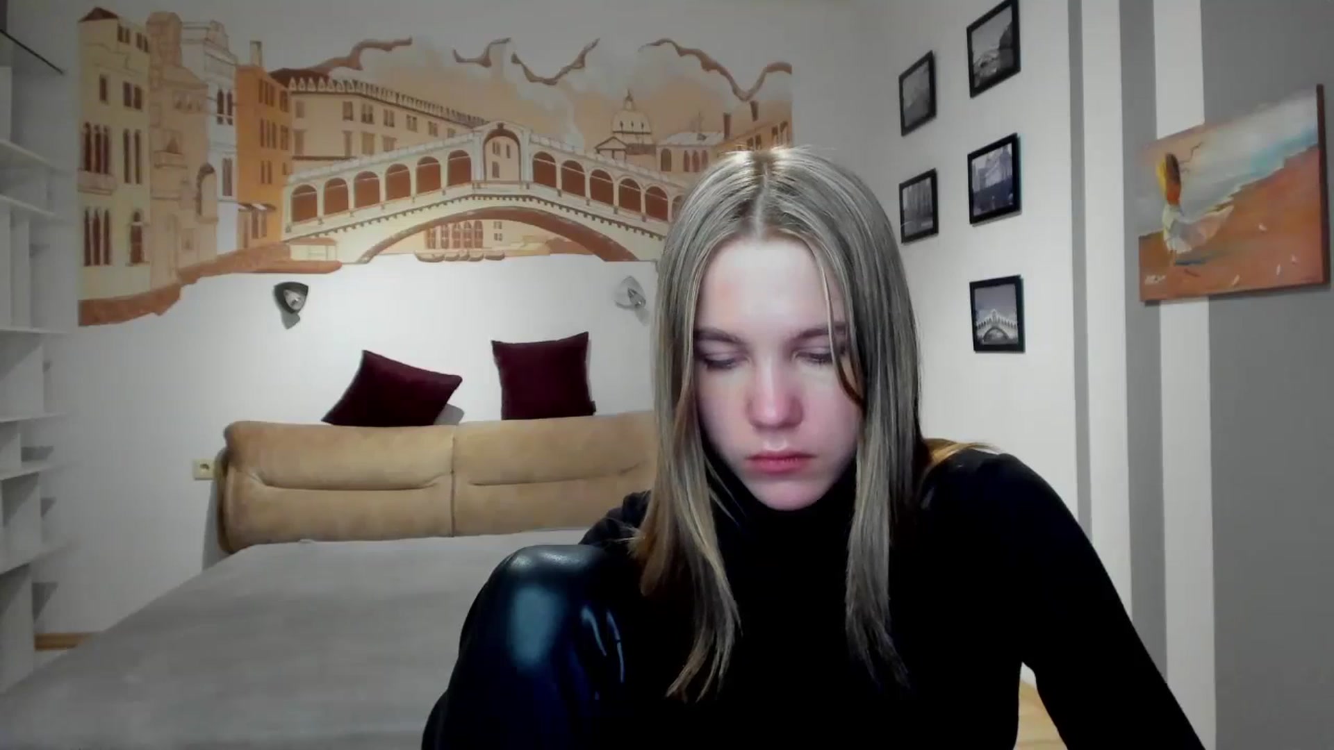 Gallery image thumbnail from Kate_Lewiss's myfreecams stream on, 02/20/2024, 10:00 image 11 of 20
