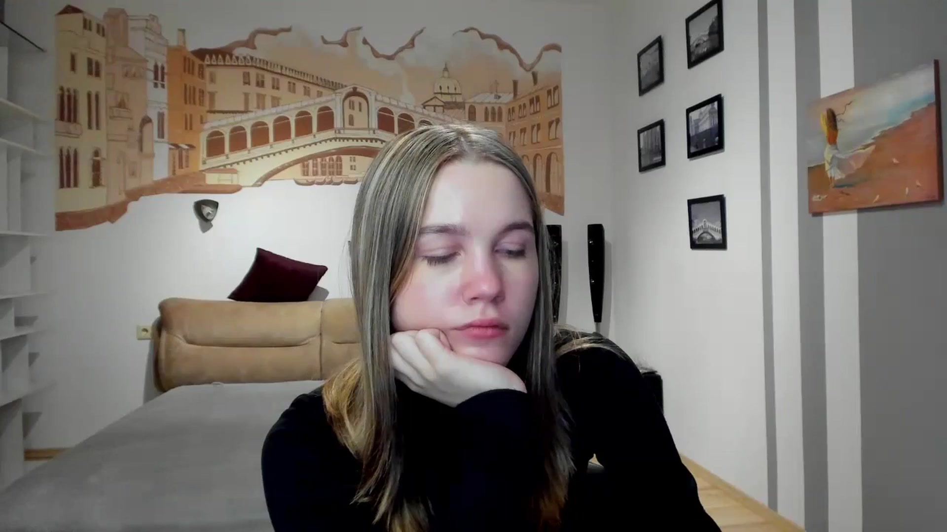 Gallery image thumbnail from Kate_Lewiss's myfreecams stream on, 02/20/2024, 10:00 image 5 of 20