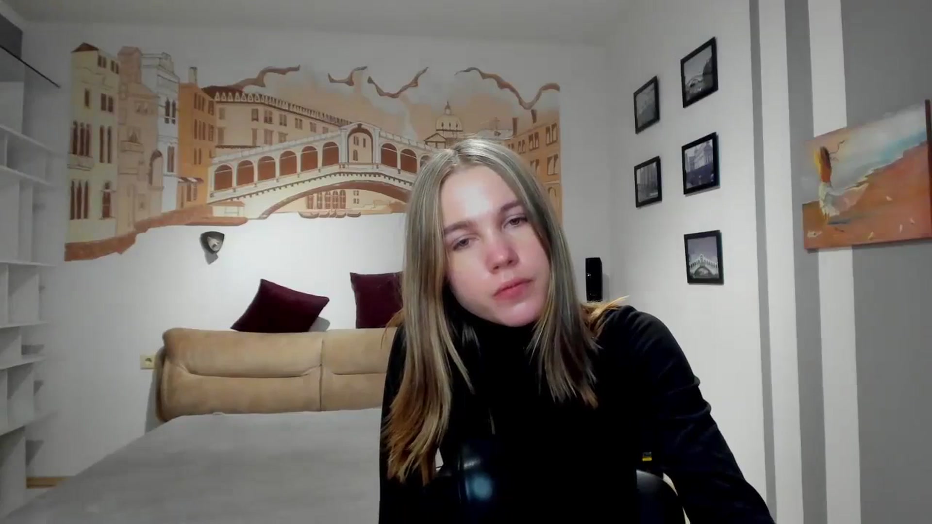 Gallery image thumbnail from Kate_Lewiss's myfreecams stream on, 02/20/2024, 10:00 image 17 of 20