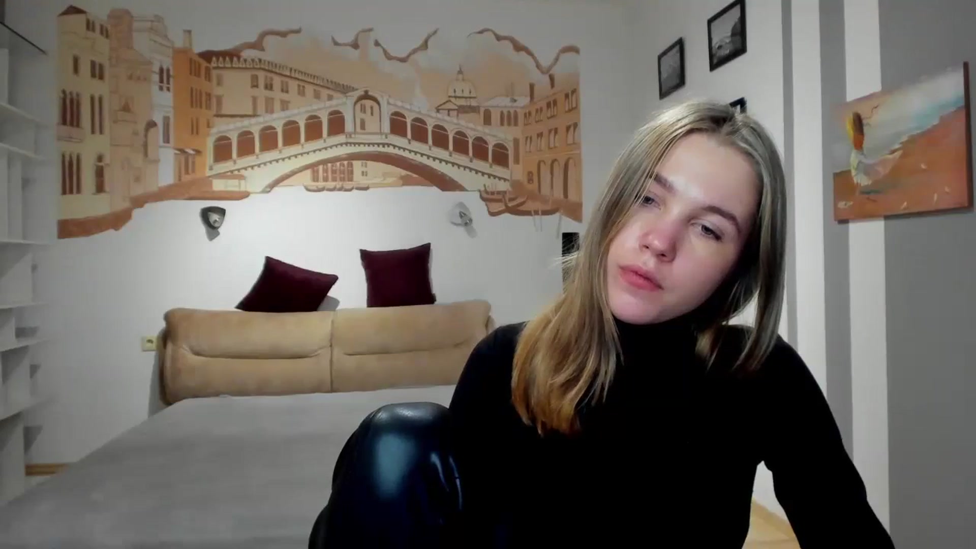 Gallery image thumbnail from Kate_Lewiss's myfreecams stream on, 02/20/2024, 10:00 image 15 of 20