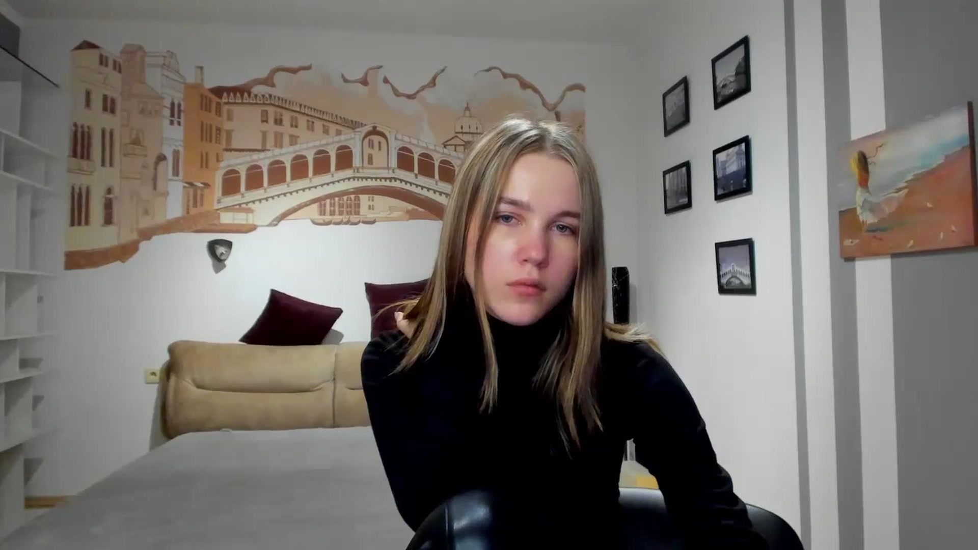 Gallery image thumbnail from Kate_Lewiss's myfreecams stream on, 02/20/2024, 11:25 image 14 of 20