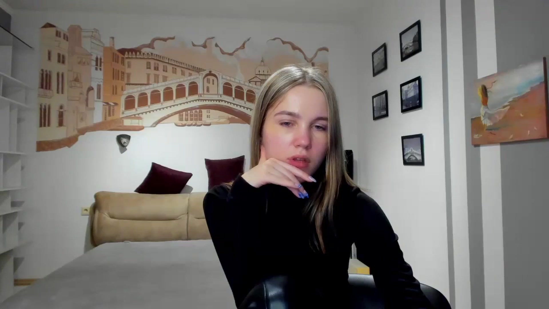 Gallery image thumbnail from Kate_Lewiss's myfreecams stream on, 02/20/2024, 11:25 image 13 of 20