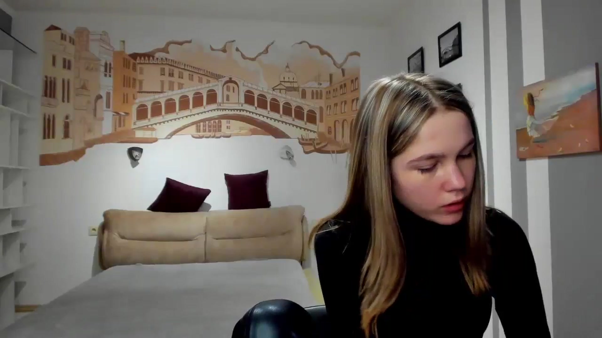 Gallery image thumbnail from Kate_Lewiss's myfreecams stream on, 02/20/2024, 12:06 image 2 of 20