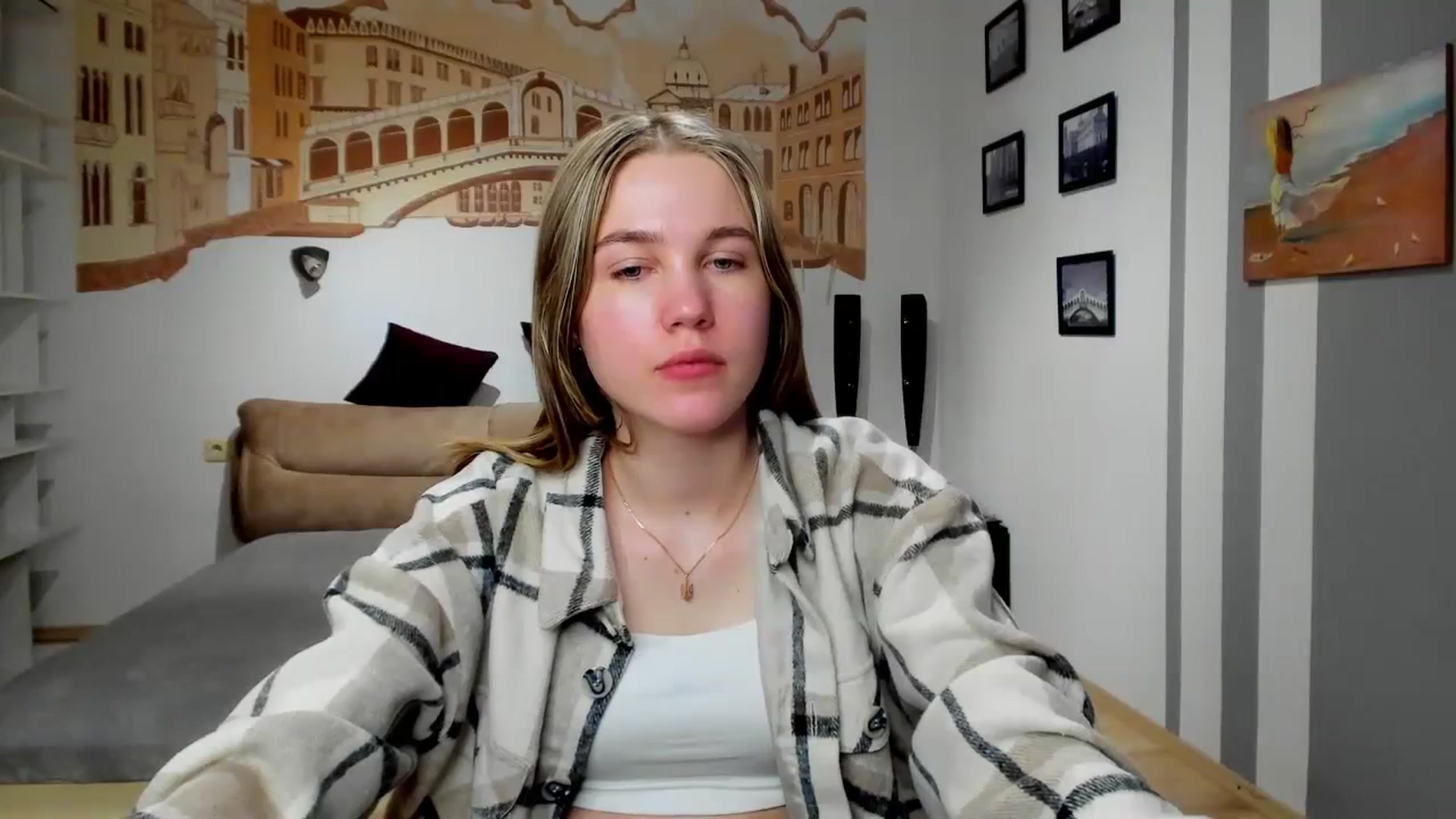 Gallery image thumbnail from Kate_Lewiss's myfreecams stream on, 02/21/2024, 10:19 image 2 of 20