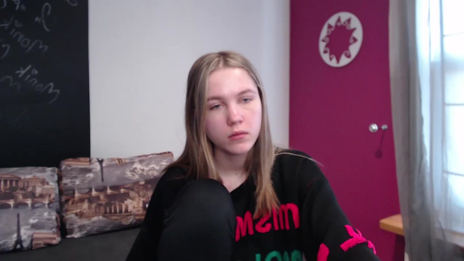 Gallery image thumbnail from Kate_Lewiss's myfreecams stream on, 02/28/2024, 09:54 image 19 of 20