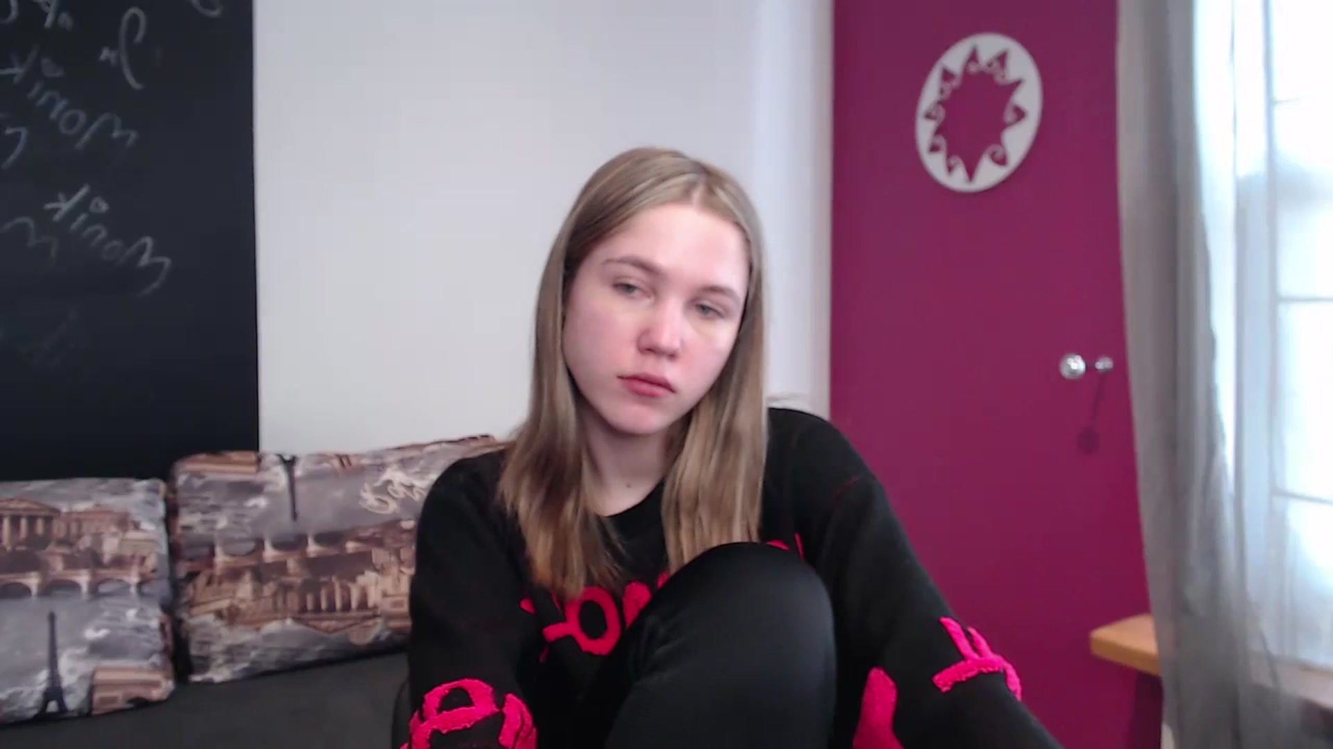 Gallery image thumbnail from Kate_Lewiss's myfreecams stream on, 02/28/2024, 09:54 image 3 of 20