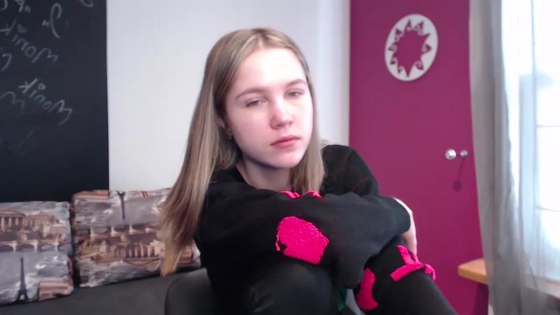 Gallery image thumbnail from Kate_Lewiss's myfreecams stream on, 02/28/2024, 09:54 image 10 of 20