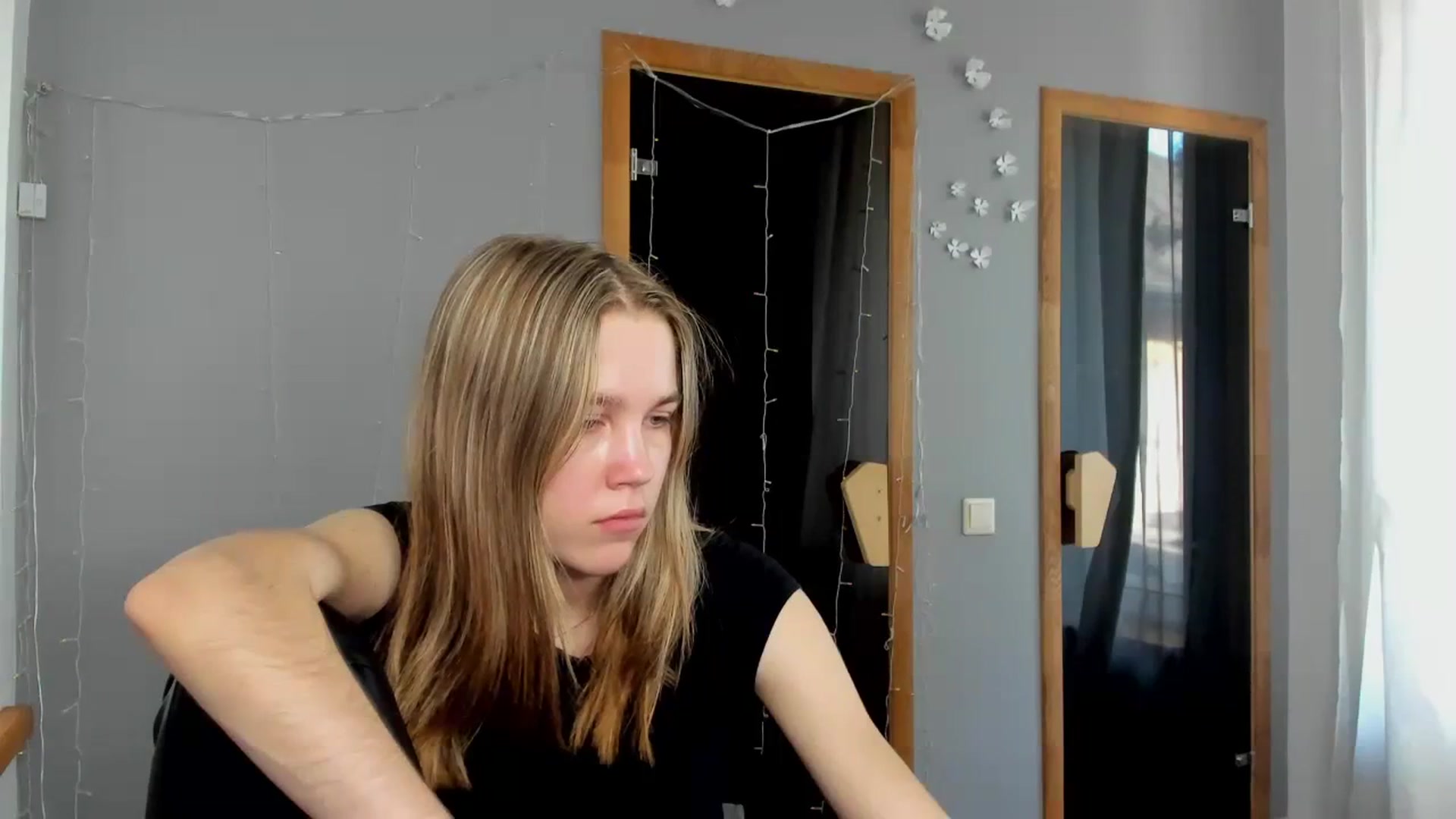 Gallery image thumbnail from Kate_Lewiss's myfreecams stream on, 02/29/2024, 12:03 image 20 of 20