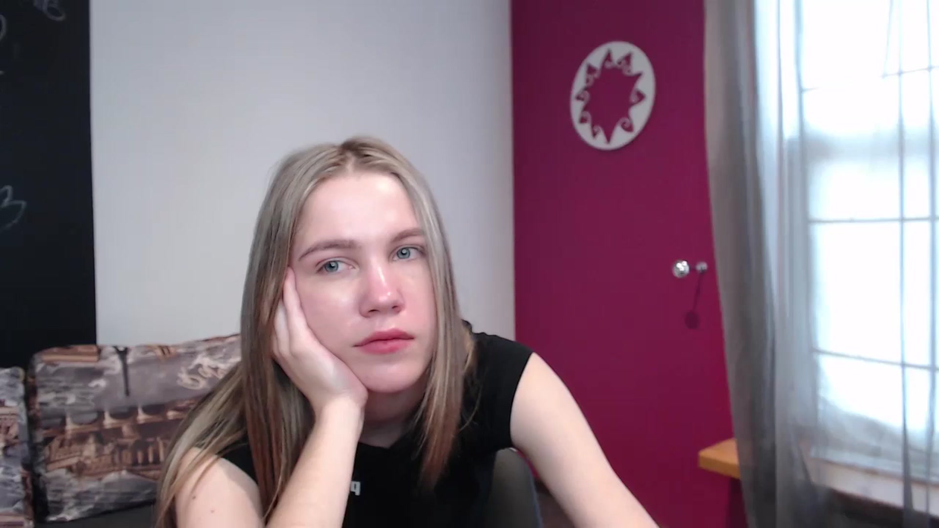 Gallery image thumbnail from Kate_Lewiss's myfreecams stream on, 03/02/2024, 11:43 image 14 of 20