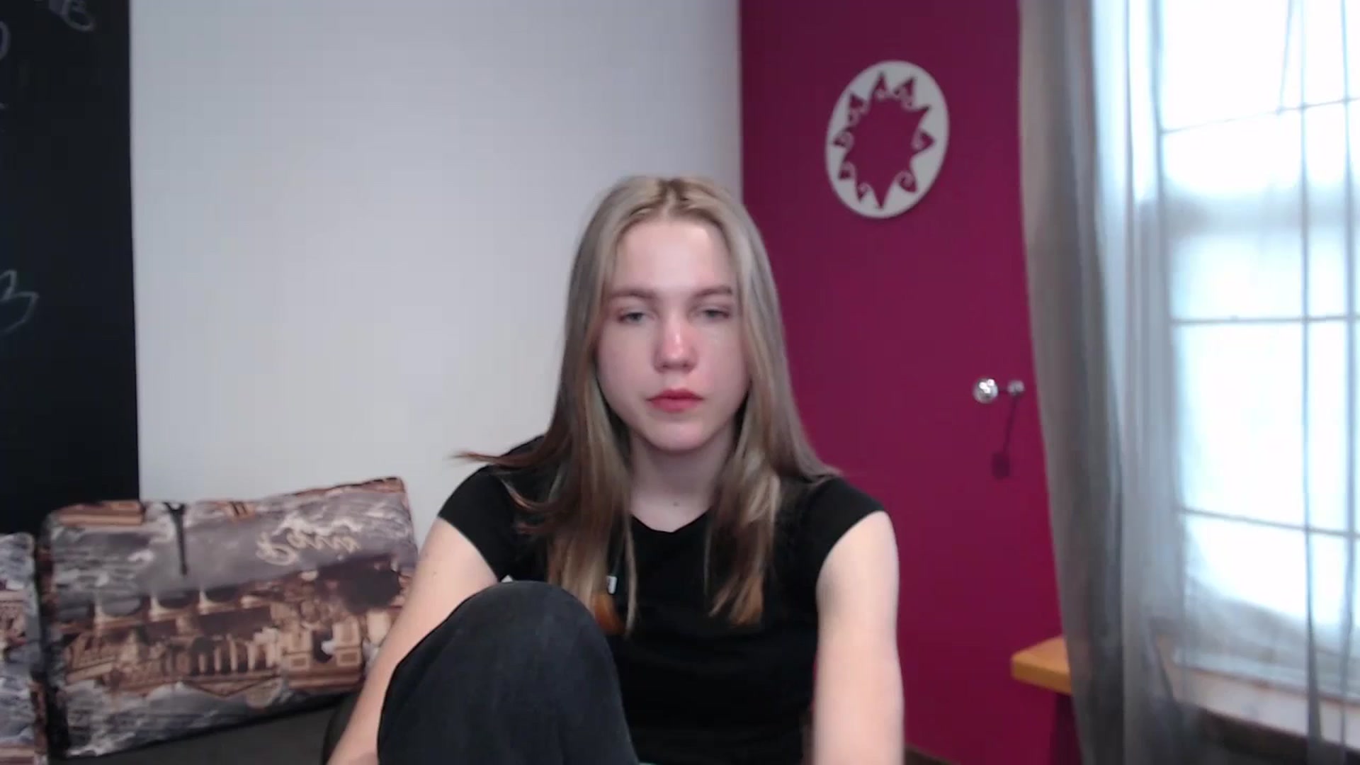 Gallery image thumbnail from Kate_Lewiss's myfreecams stream on, 03/02/2024, 11:43 image 1 of 20