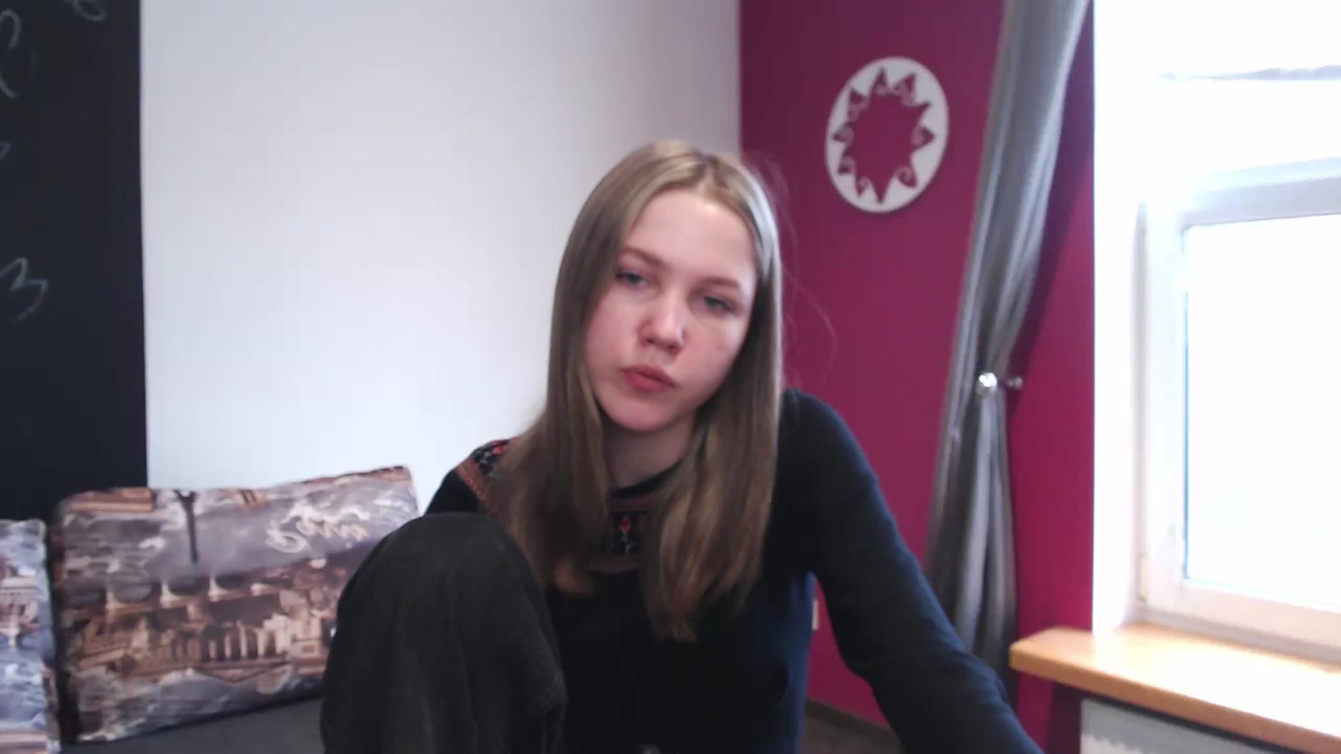 Gallery image thumbnail from Kate_Lewiss's myfreecams stream on, 03/03/2024, 08:27 image 14 of 20