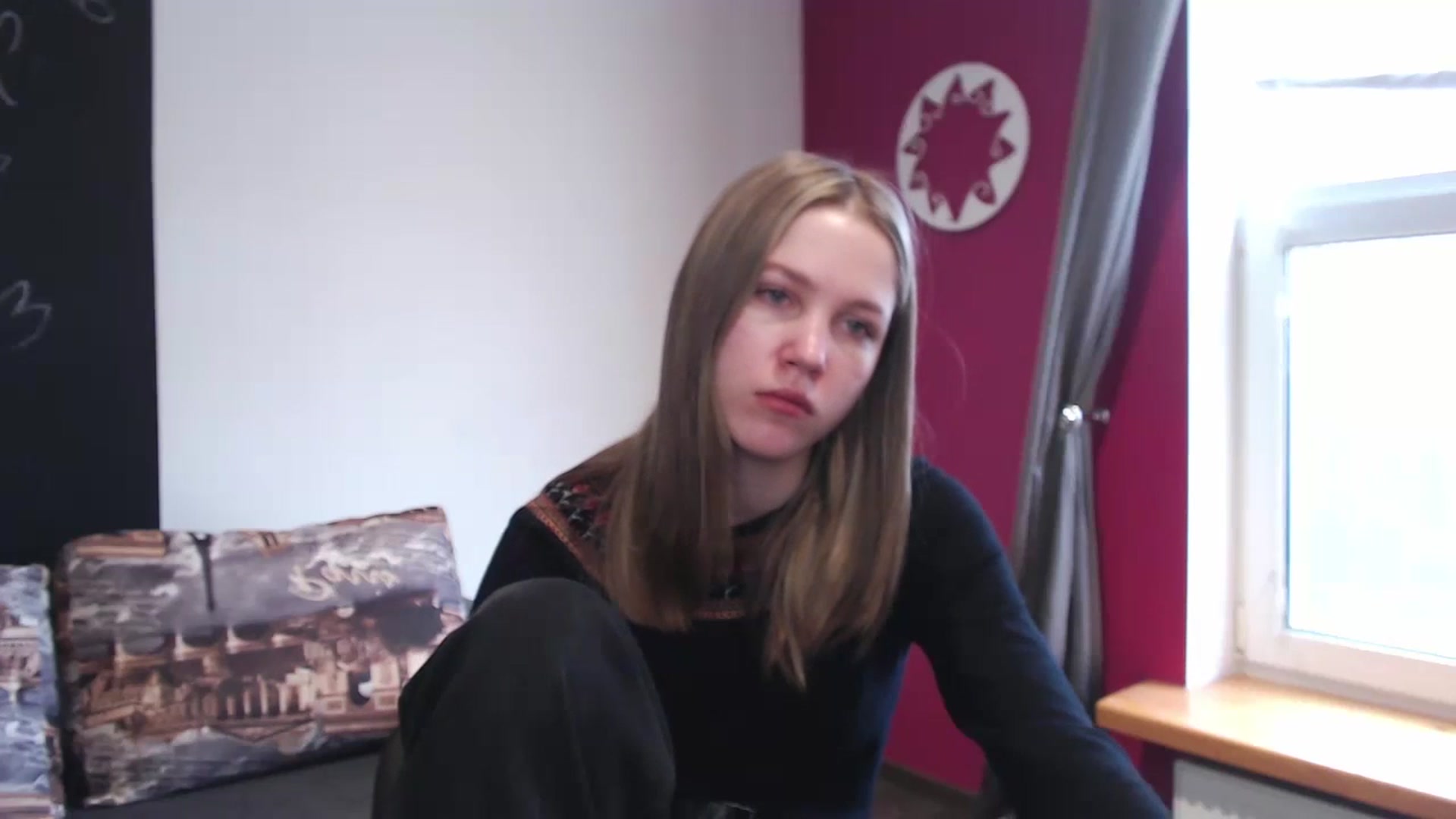 Gallery image thumbnail from Kate_Lewiss's myfreecams stream on, 03/03/2024, 08:27 image 5 of 20