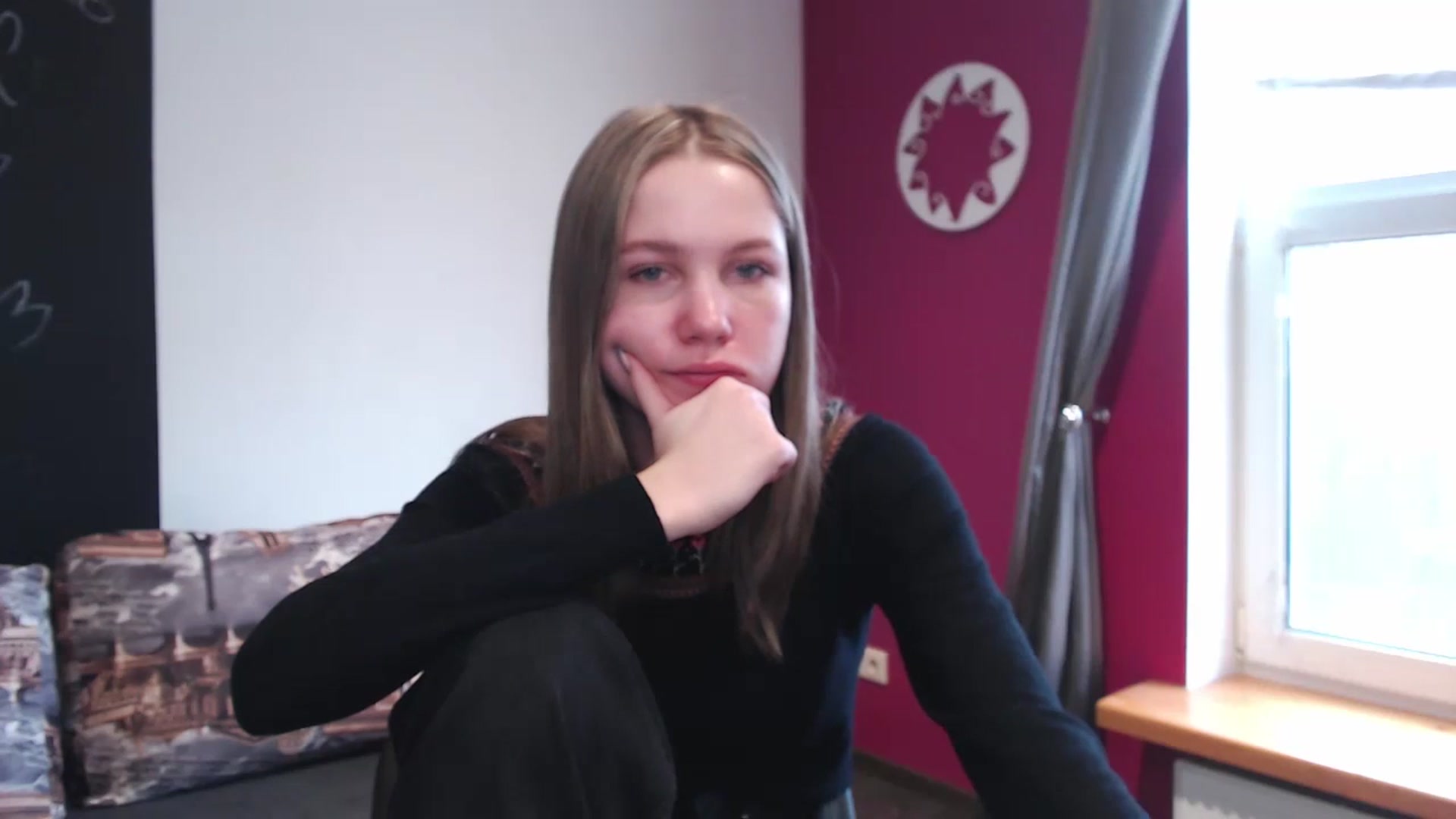 Gallery image thumbnail from Kate_Lewiss's myfreecams stream on, 03/03/2024, 08:27 image 3 of 20