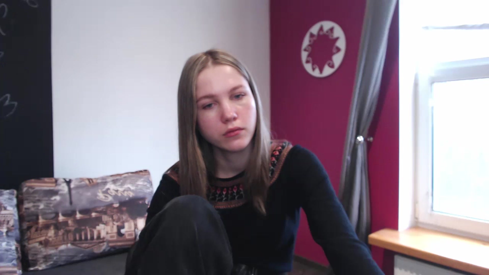 Gallery image thumbnail from Kate_Lewiss's myfreecams stream on, 03/03/2024, 08:27 image 4 of 20