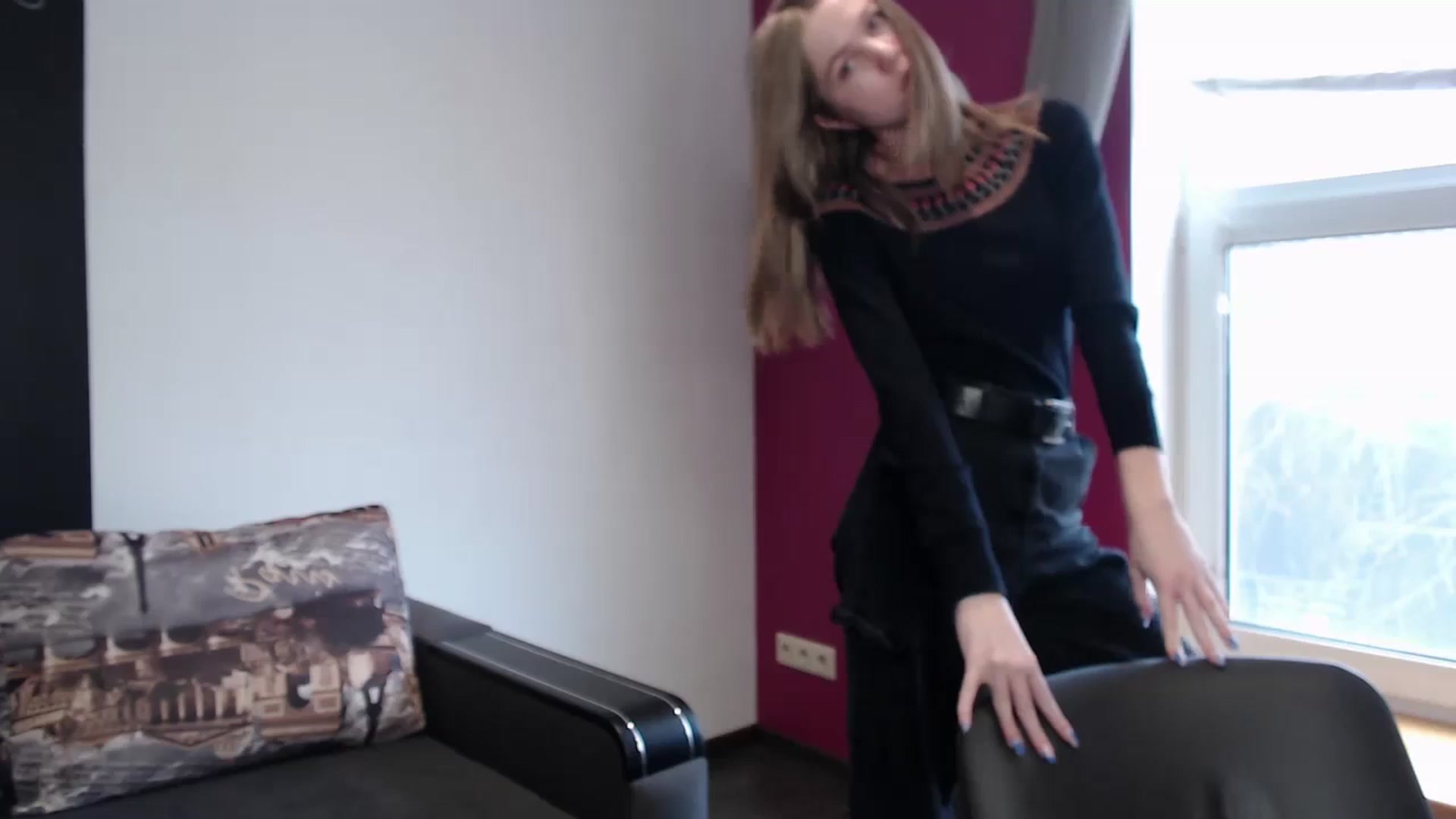 Gallery image thumbnail from Kate_Lewiss's myfreecams stream on, 03/03/2024, 09:51 image 19 of 20