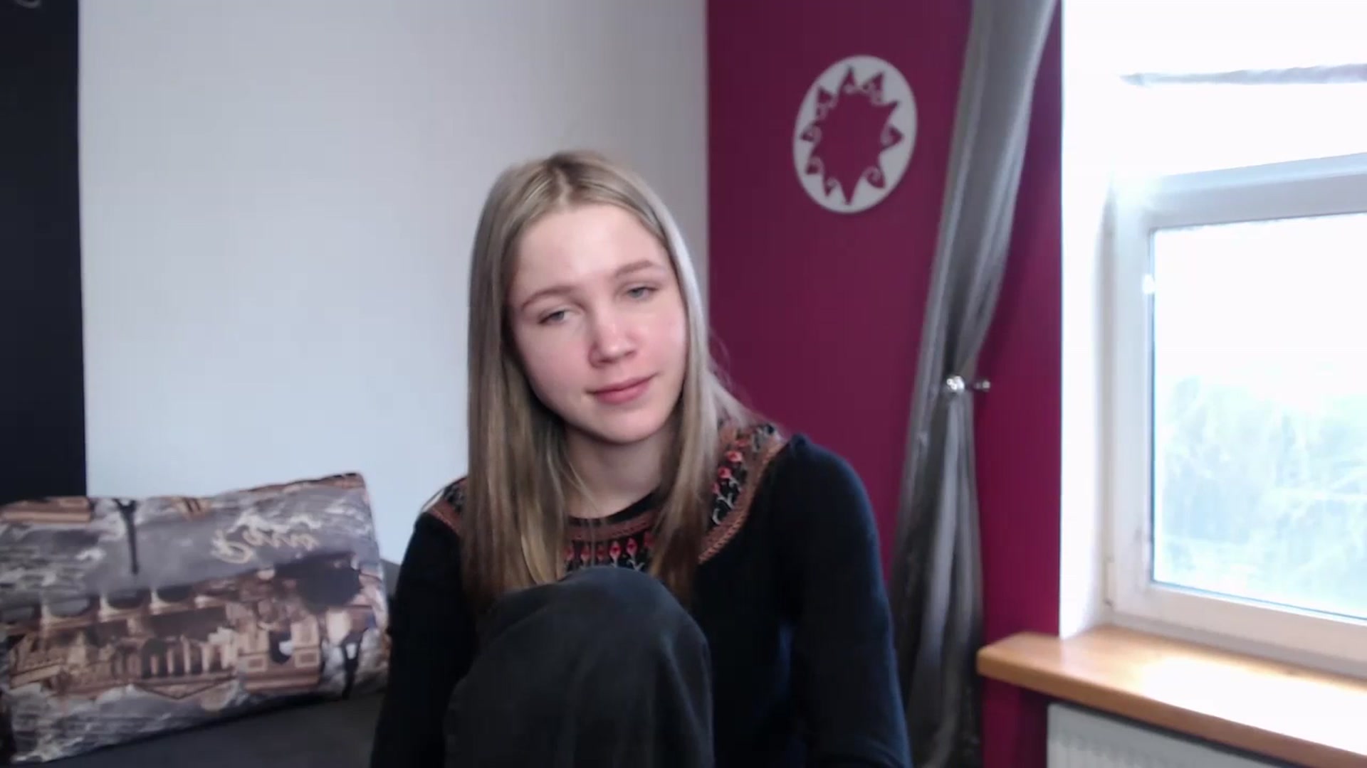 Gallery image thumbnail from Kate_Lewiss's myfreecams stream on, 03/03/2024, 09:51 image 14 of 20