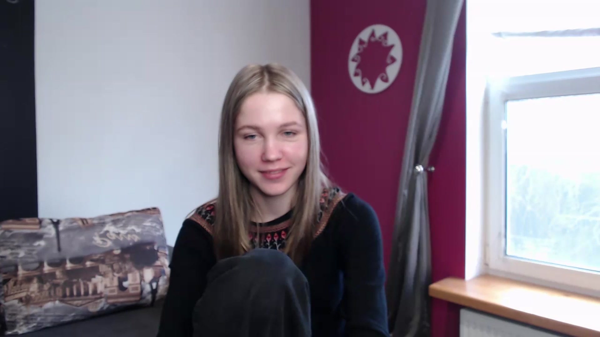 Gallery image thumbnail from Kate_Lewiss's myfreecams stream on, 03/03/2024, 09:51 image 13 of 20