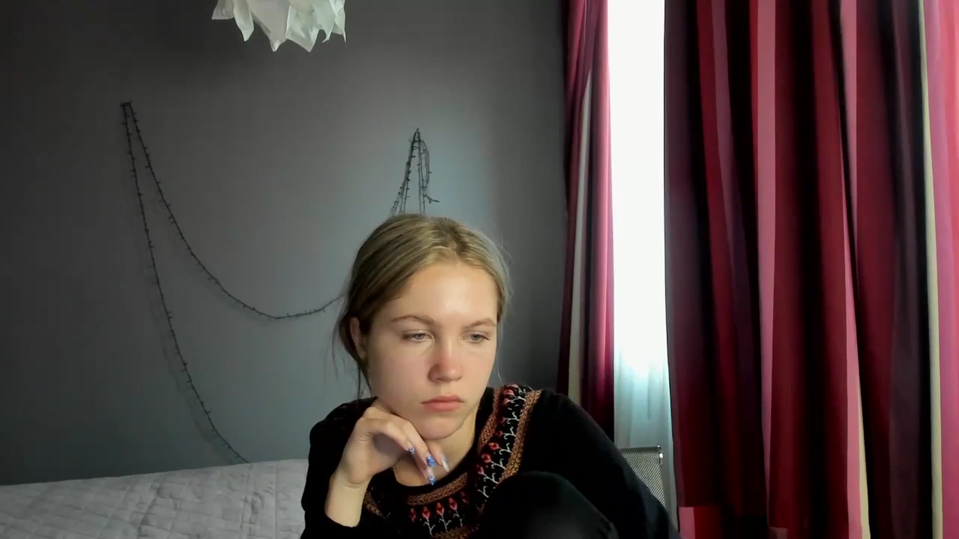 Gallery image thumbnail from Kate_Lewiss's myfreecams stream on, 03/19/2024, 12:03 image 12 of 20