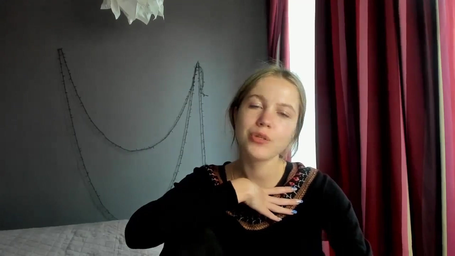 Gallery image thumbnail from Kate_Lewiss's myfreecams stream on, 03/19/2024, 12:03 image 18 of 20