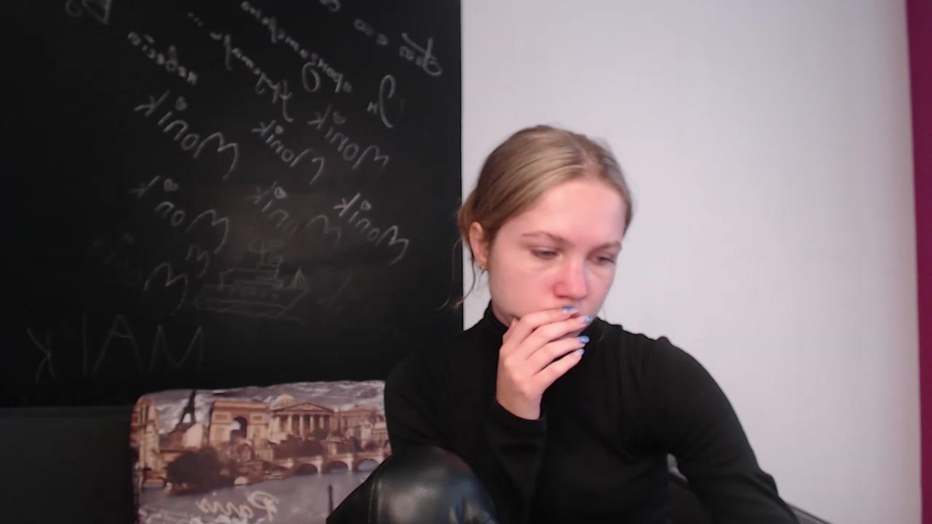 Gallery image thumbnail from Kate_Lewiss's myfreecams stream on, 03/20/2024, 08:17 image 13 of 20