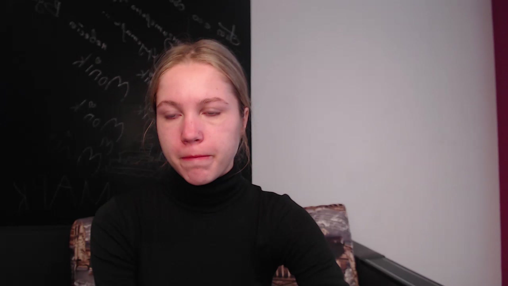 Gallery image thumbnail from Kate_Lewiss's myfreecams stream on, 03/20/2024, 08:17 image 1 of 20
