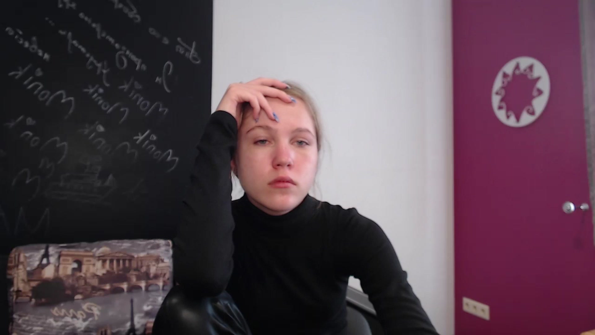 Gallery image thumbnail from Kate_Lewiss's myfreecams stream on, 03/20/2024, 08:17 image 17 of 20