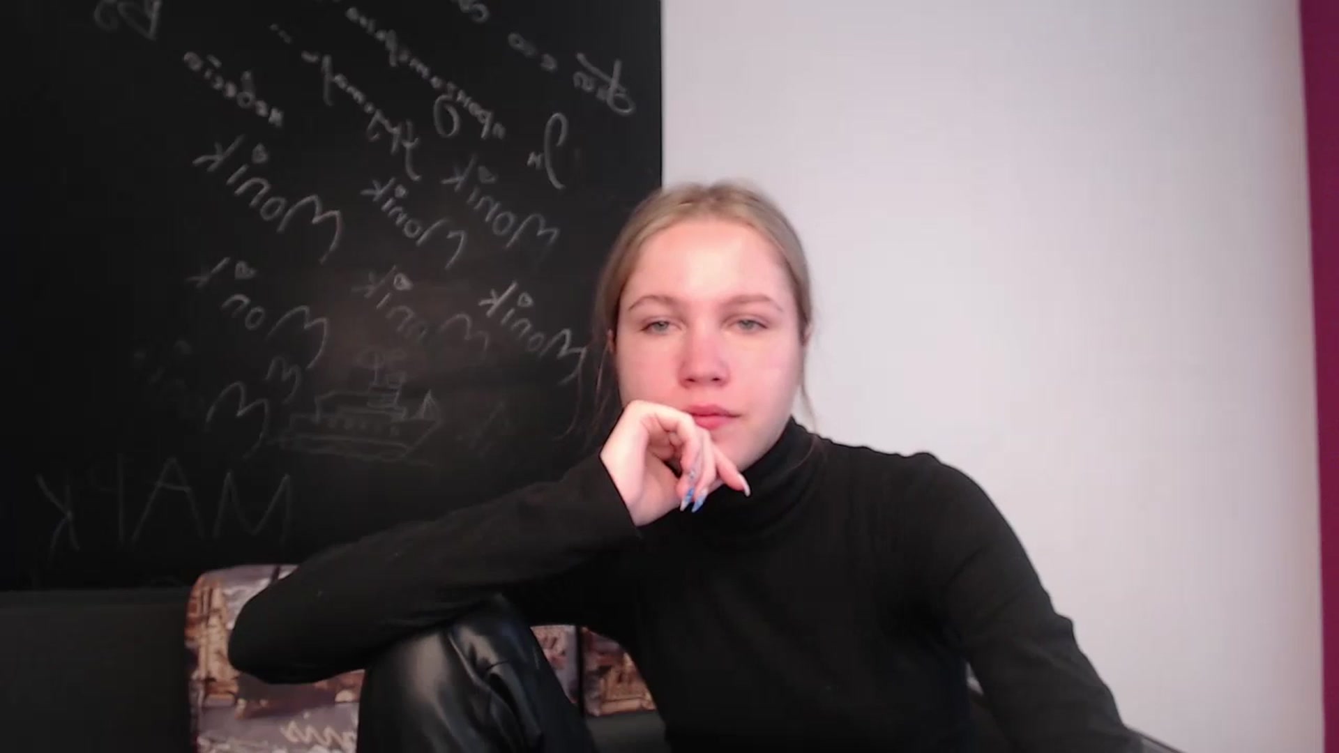 Gallery image thumbnail from Kate_Lewiss's myfreecams stream on, 03/20/2024, 08:17 image 6 of 20