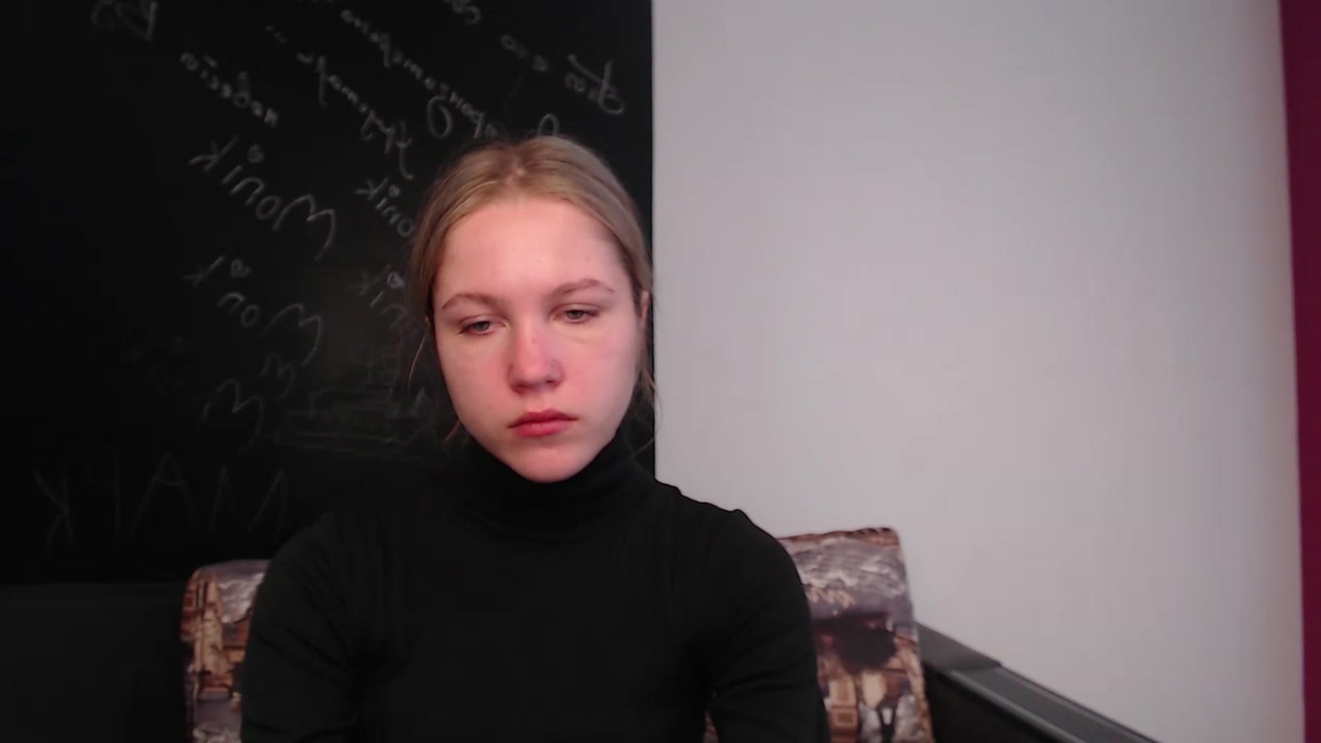 Gallery image thumbnail from Kate_Lewiss's myfreecams stream on, 03/20/2024, 08:17 image 2 of 20
