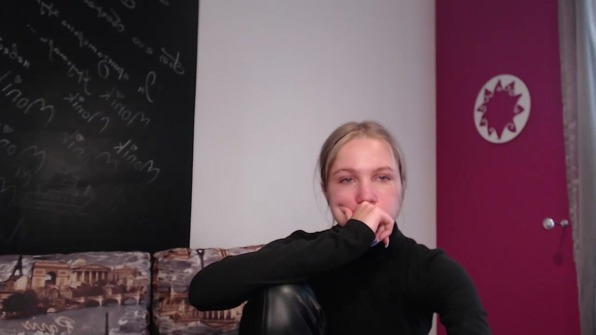 Gallery image thumbnail from Kate_Lewiss's myfreecams stream on, 03/20/2024, 12:00 image 4 of 20