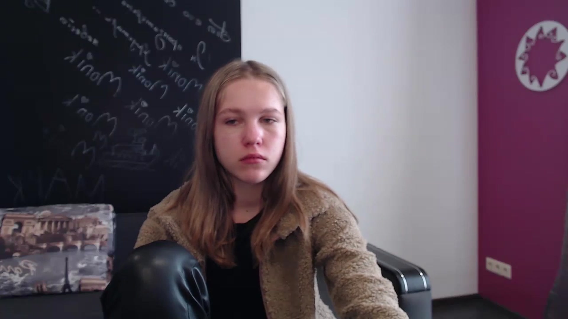 Gallery image thumbnail from Kate_Lewiss's myfreecams stream on, 03/21/2024, 07:22 image 9 of 20