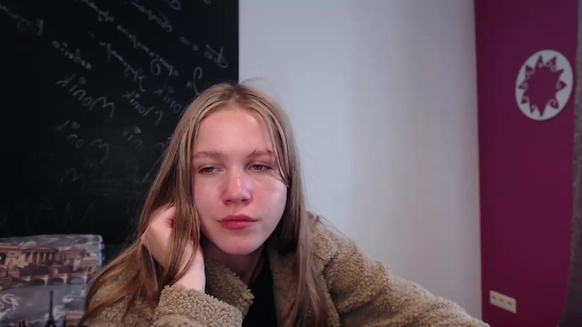 Gallery image thumbnail from Kate_Lewiss's myfreecams stream on, 03/21/2024, 11:35 image 10 of 20