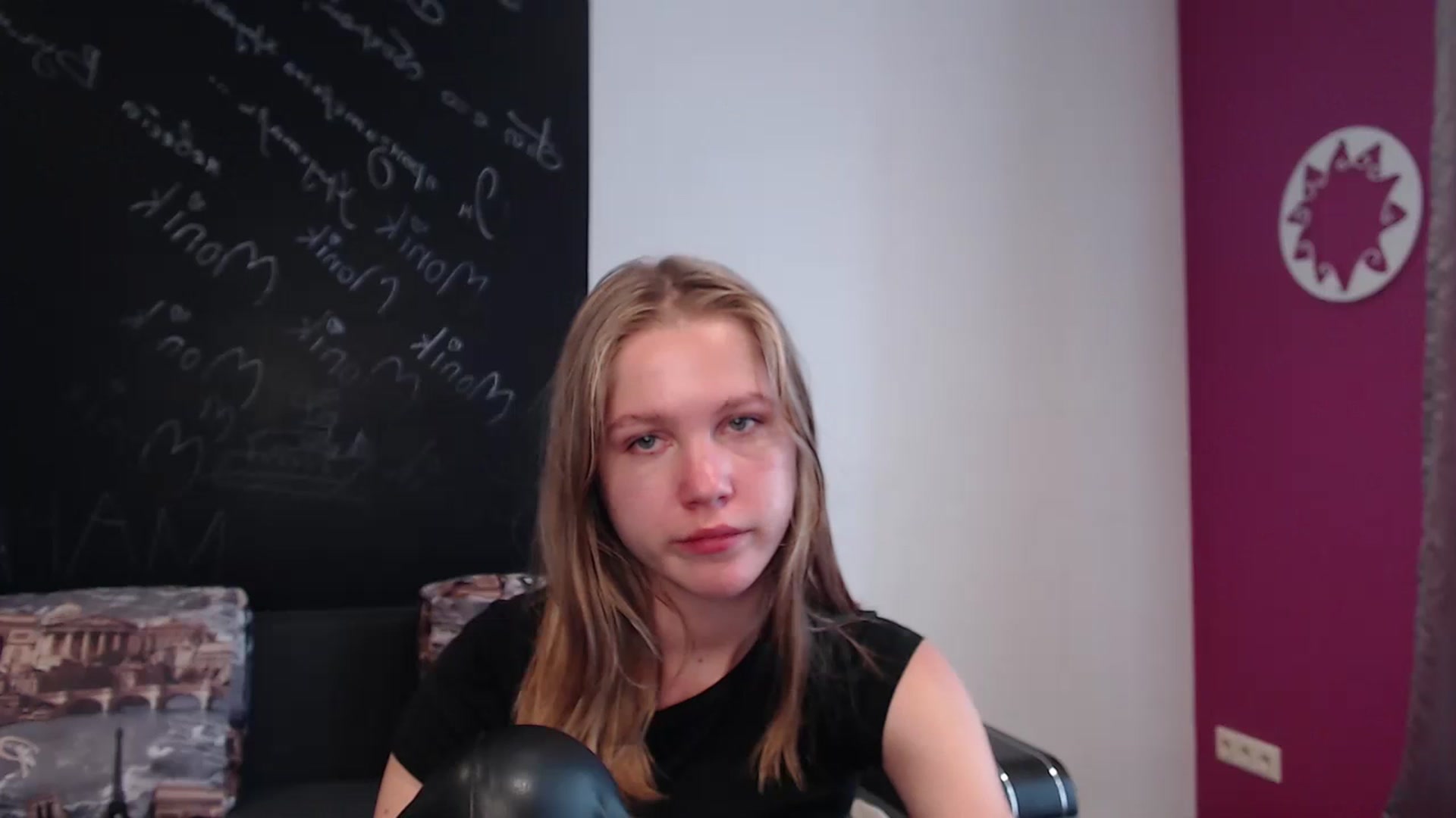 Gallery image thumbnail from Kate_Lewiss's myfreecams stream on, 03/21/2024, 11:35 image 20 of 20