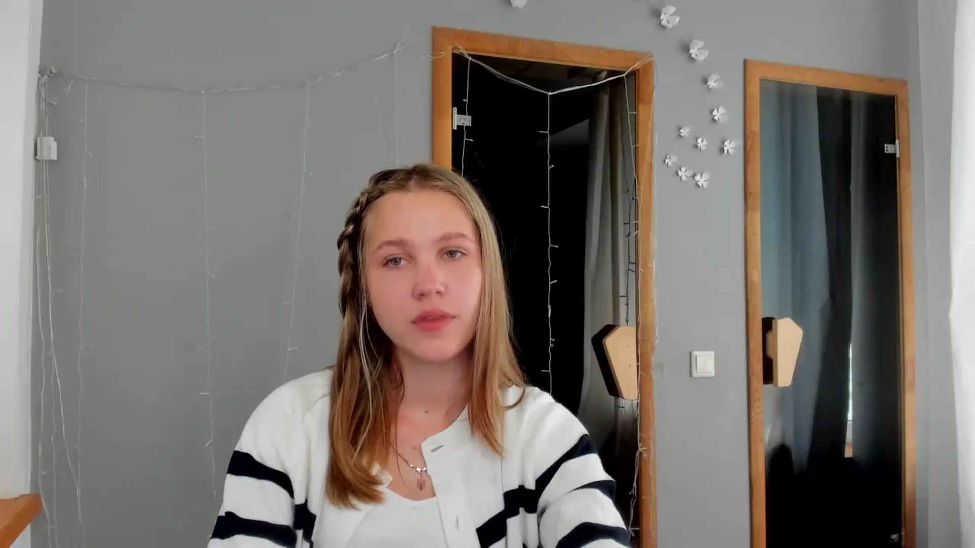 Gallery image thumbnail from Kate_Lewiss's myfreecams stream on, 03/24/2024, 09:32 image 4 of 20