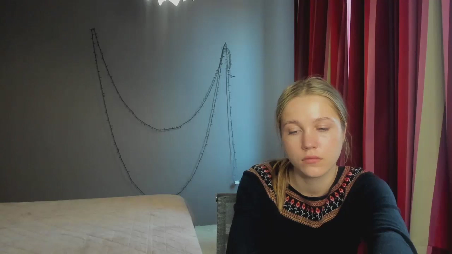 Gallery image thumbnail from Kate_Lewiss's myfreecams stream on, 03/25/2024, 10:03 image 11 of 20