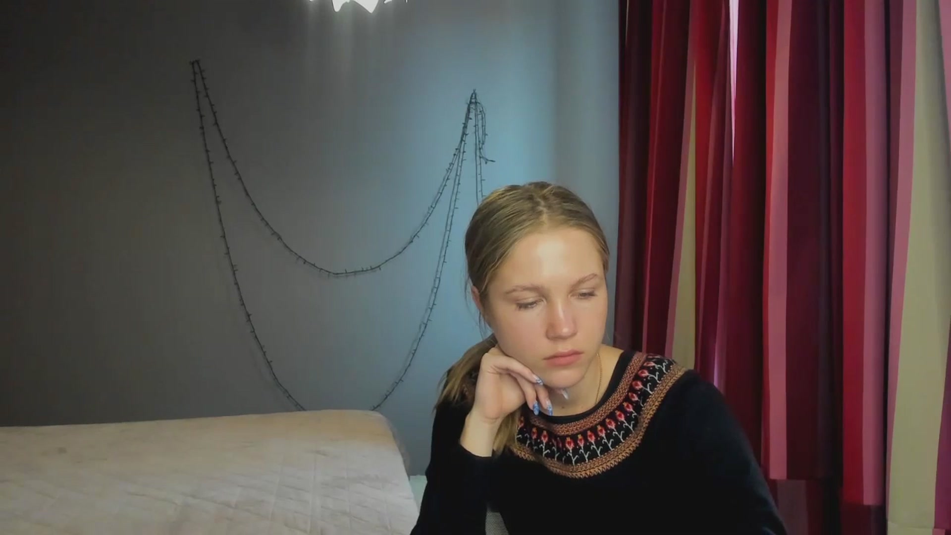 Gallery image thumbnail from Kate_Lewiss's myfreecams stream on, 03/25/2024, 10:03 image 4 of 20
