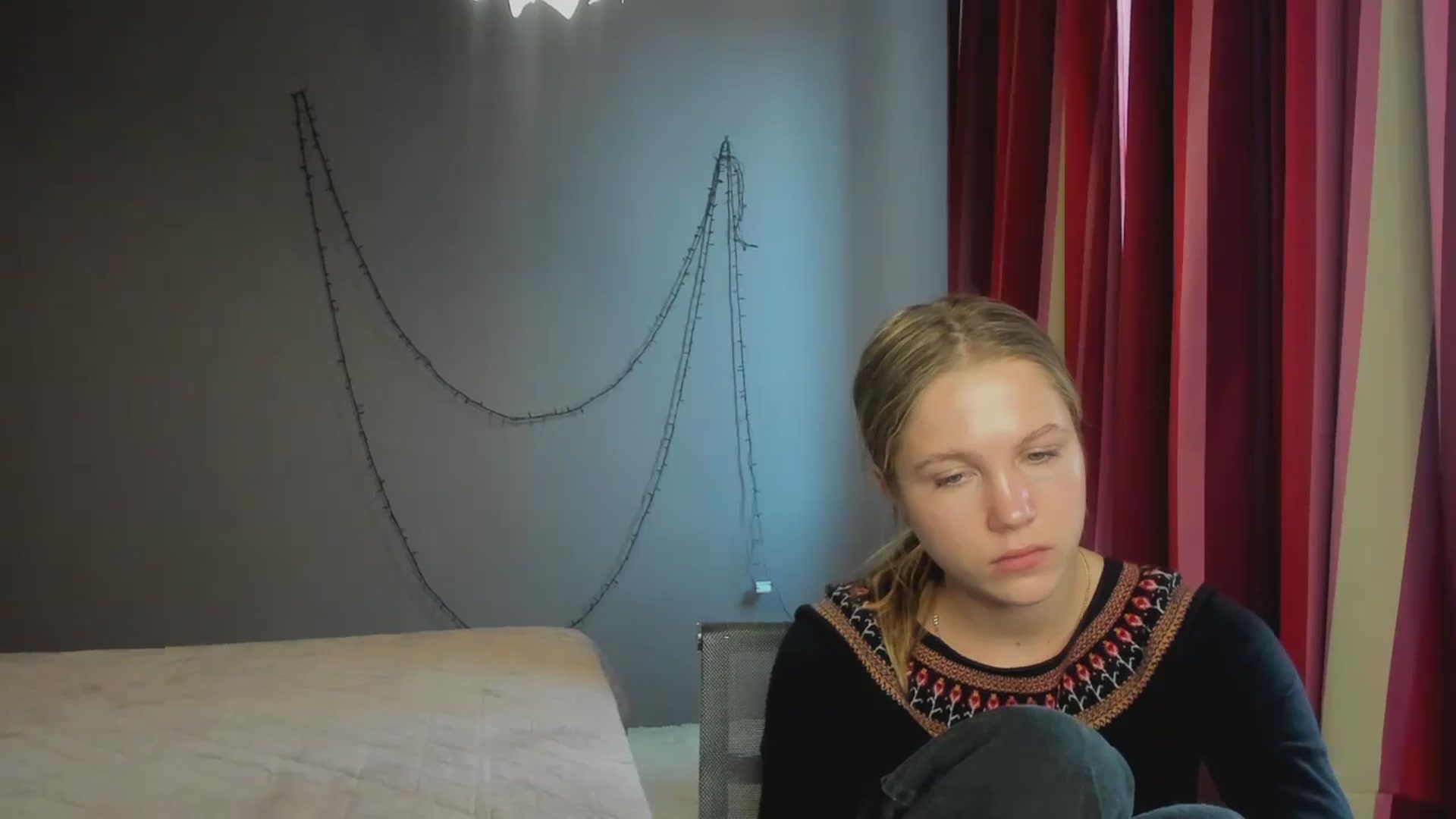 Gallery image thumbnail from Kate_Lewiss's myfreecams stream on, 03/25/2024, 10:03 image 20 of 20