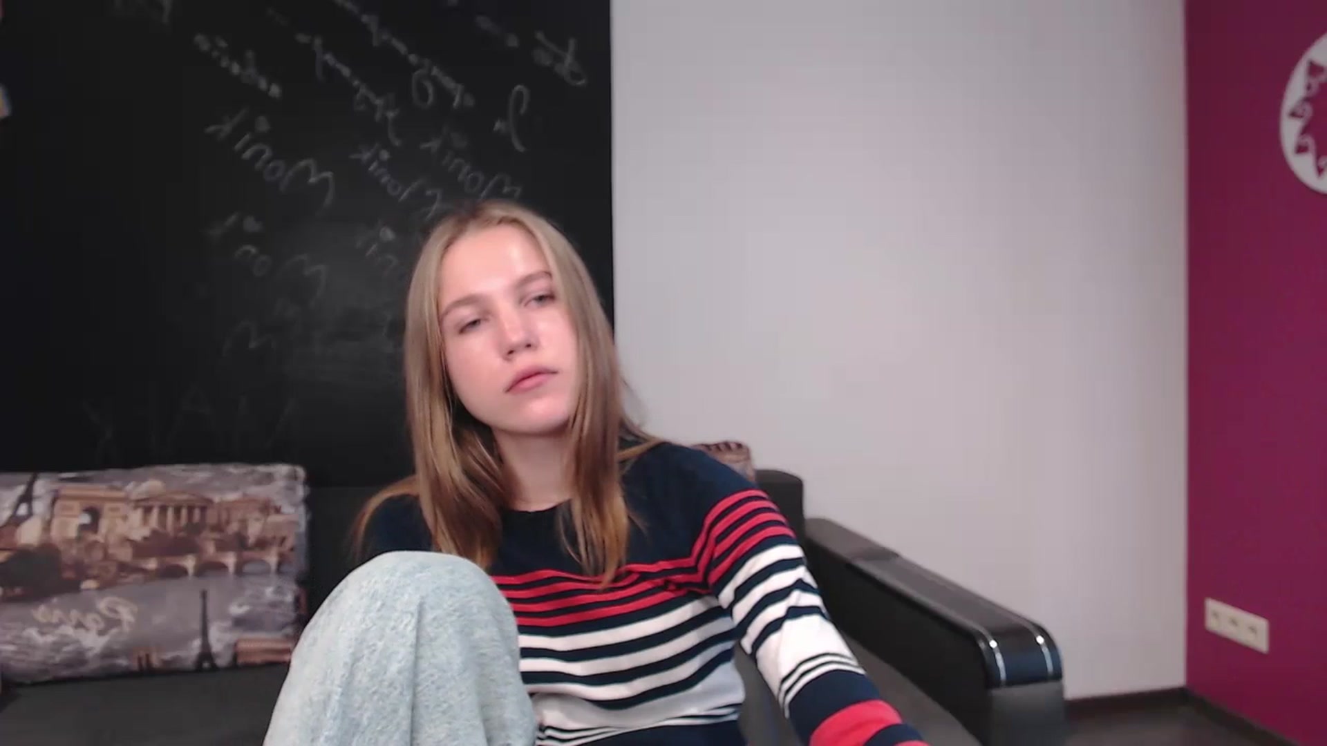 Gallery image thumbnail from Kate_Lewiss's myfreecams stream on, 03/27/2024, 08:13 image 20 of 20