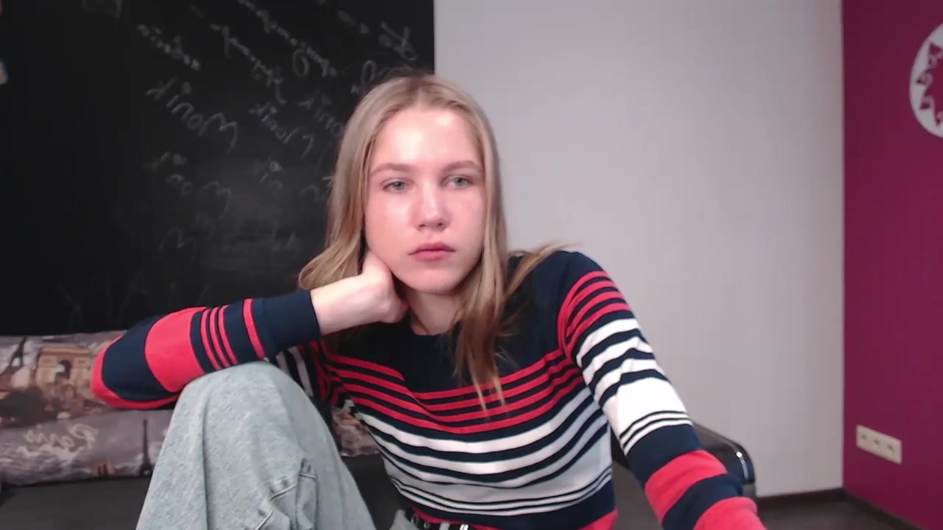 Gallery image thumbnail from Kate_Lewiss's myfreecams stream on, 03/27/2024, 08:13 image 11 of 20