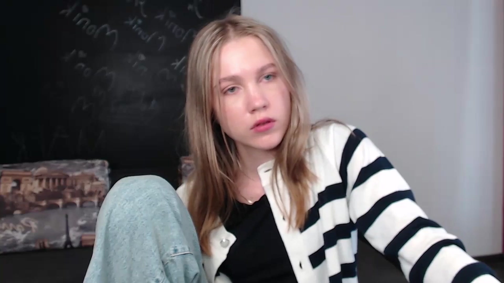 Gallery image thumbnail from Kate_Lewiss's myfreecams stream on, 03/28/2024, 08:53 image 19 of 20