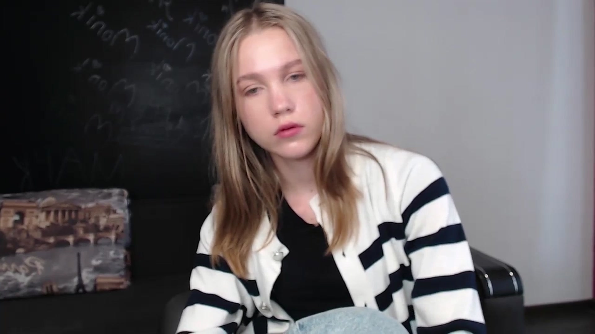 Gallery image thumbnail from Kate_Lewiss's myfreecams stream on, 03/28/2024, 08:53 image 20 of 20