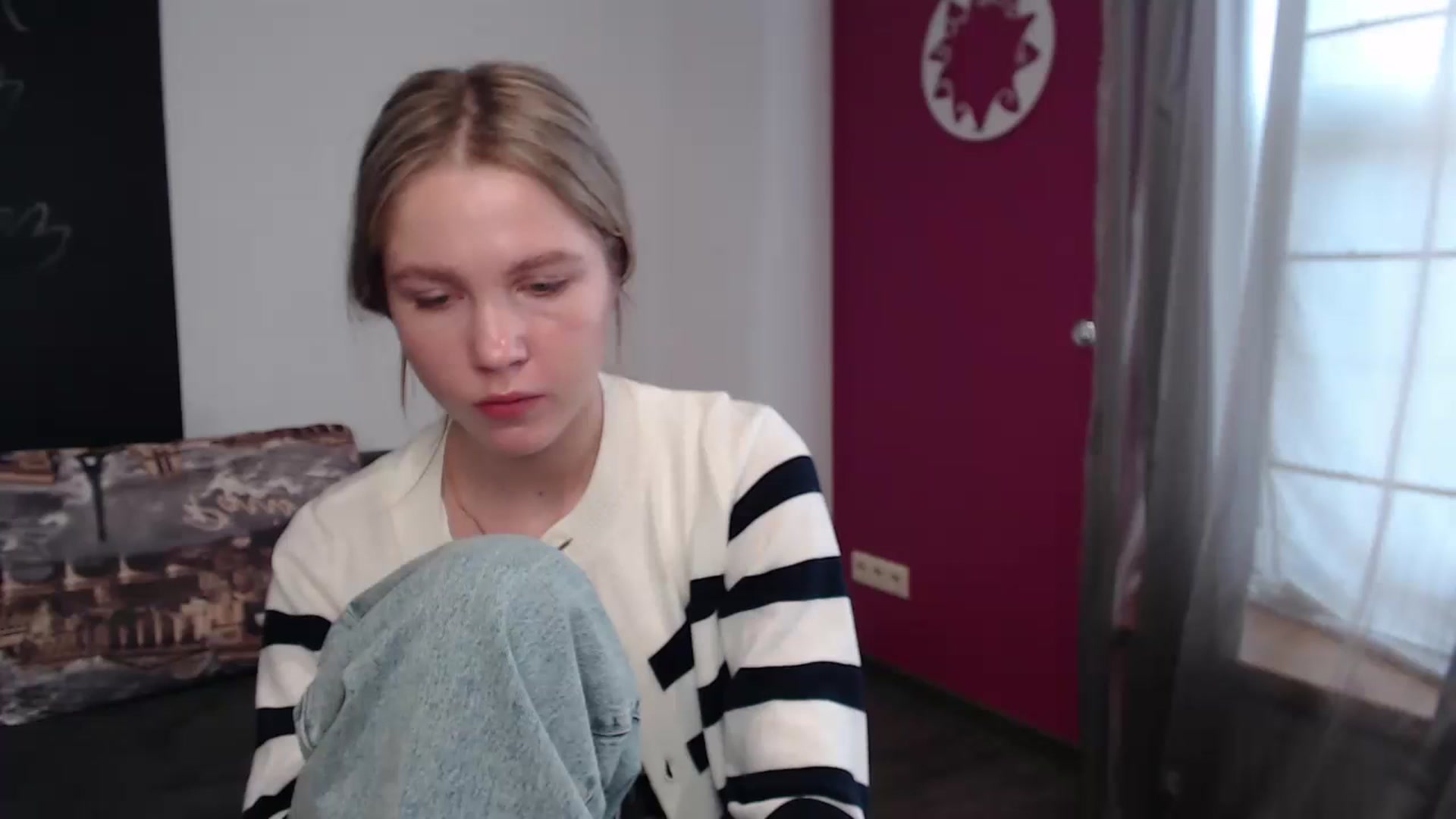 Gallery image thumbnail from Kate_Lewiss's myfreecams stream on, 03/31/2024, 09:24 image 17 of 20