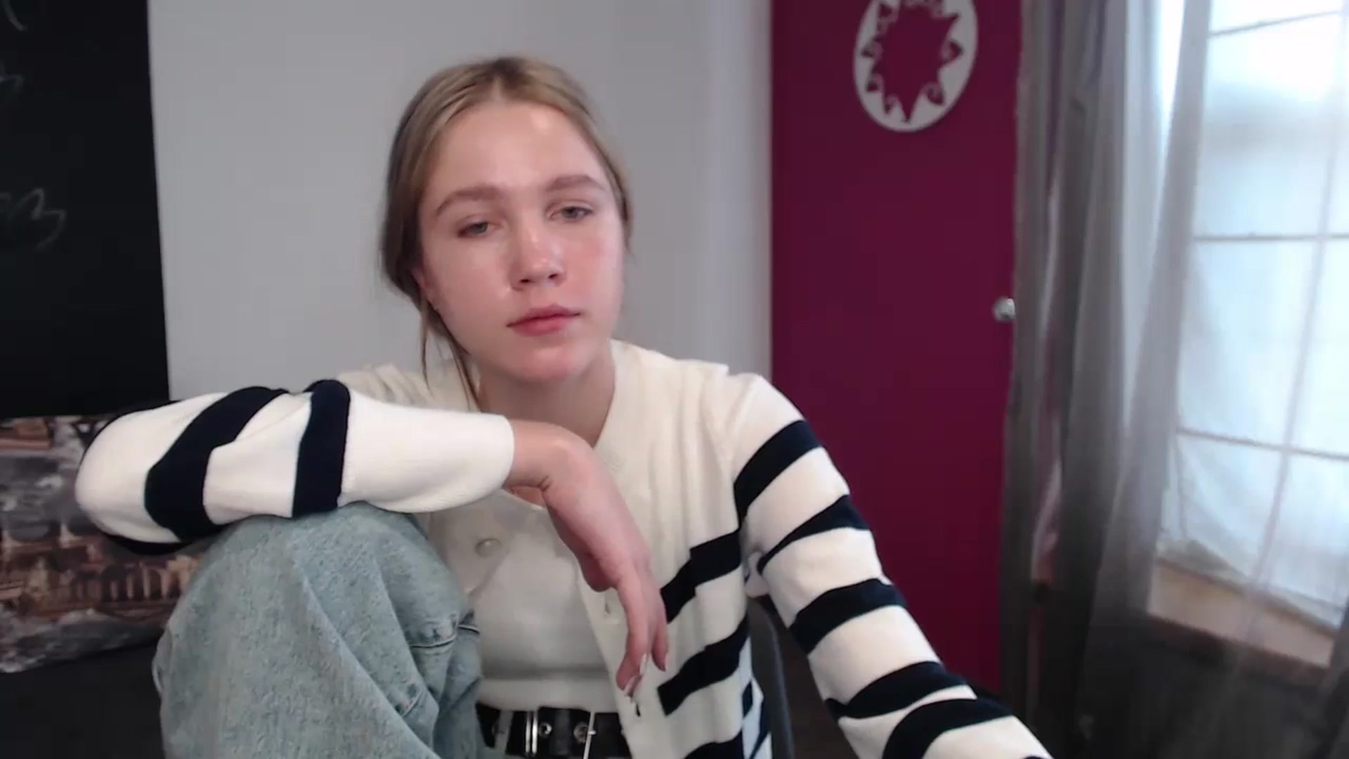Gallery image thumbnail from Kate_Lewiss's myfreecams stream on, 03/31/2024, 09:24 image 9 of 20