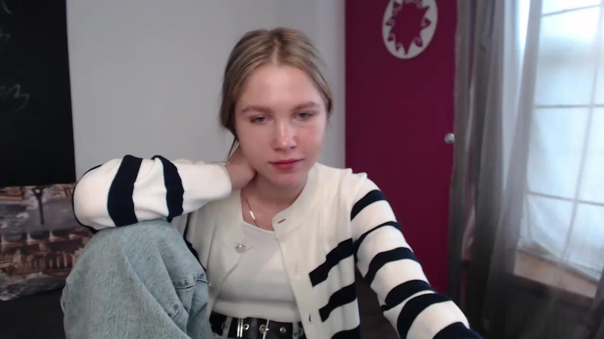 Gallery image thumbnail from Kate_Lewiss's myfreecams stream on, 03/31/2024, 09:24 image 14 of 20