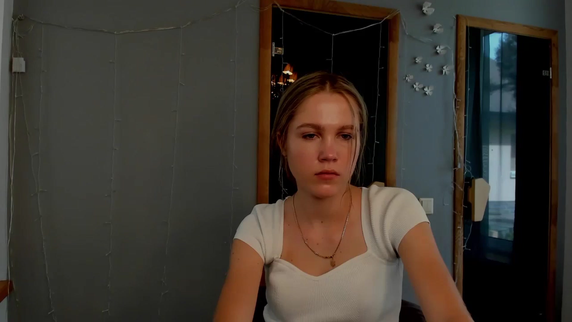 Gallery image thumbnail from Kate_Lewiss's myfreecams stream on, 04/02/2024, 10:42 image 5 of 20