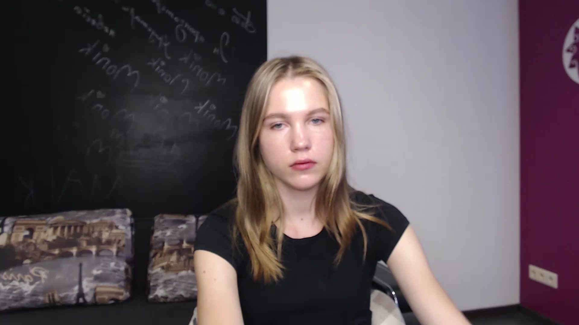 Gallery image thumbnail from Kate_Lewiss's myfreecams stream on, 04/04/2024, 09:33 image 11 of 20