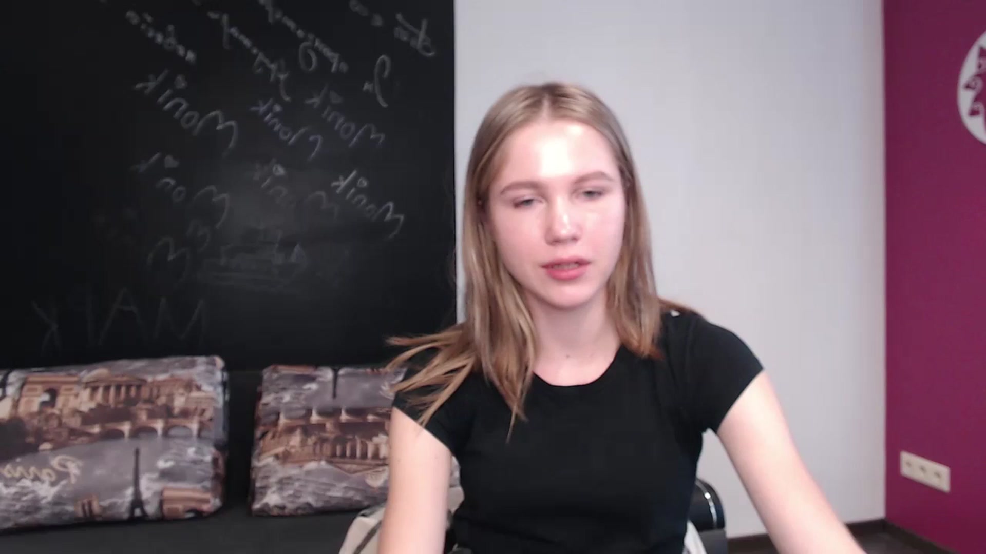 Gallery image thumbnail from Kate_Lewiss's myfreecams stream on, 04/04/2024, 10:18 image 11 of 20