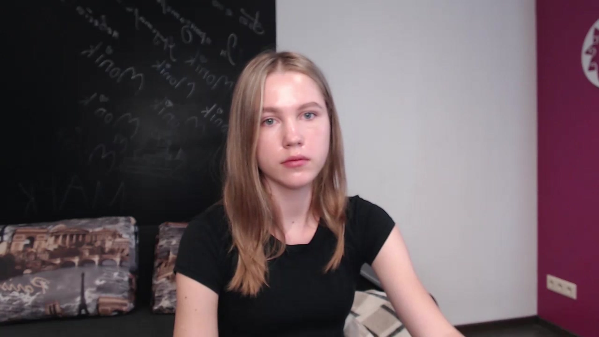 Gallery image thumbnail from Kate_Lewiss's myfreecams stream on, 04/04/2024, 10:18 image 17 of 20