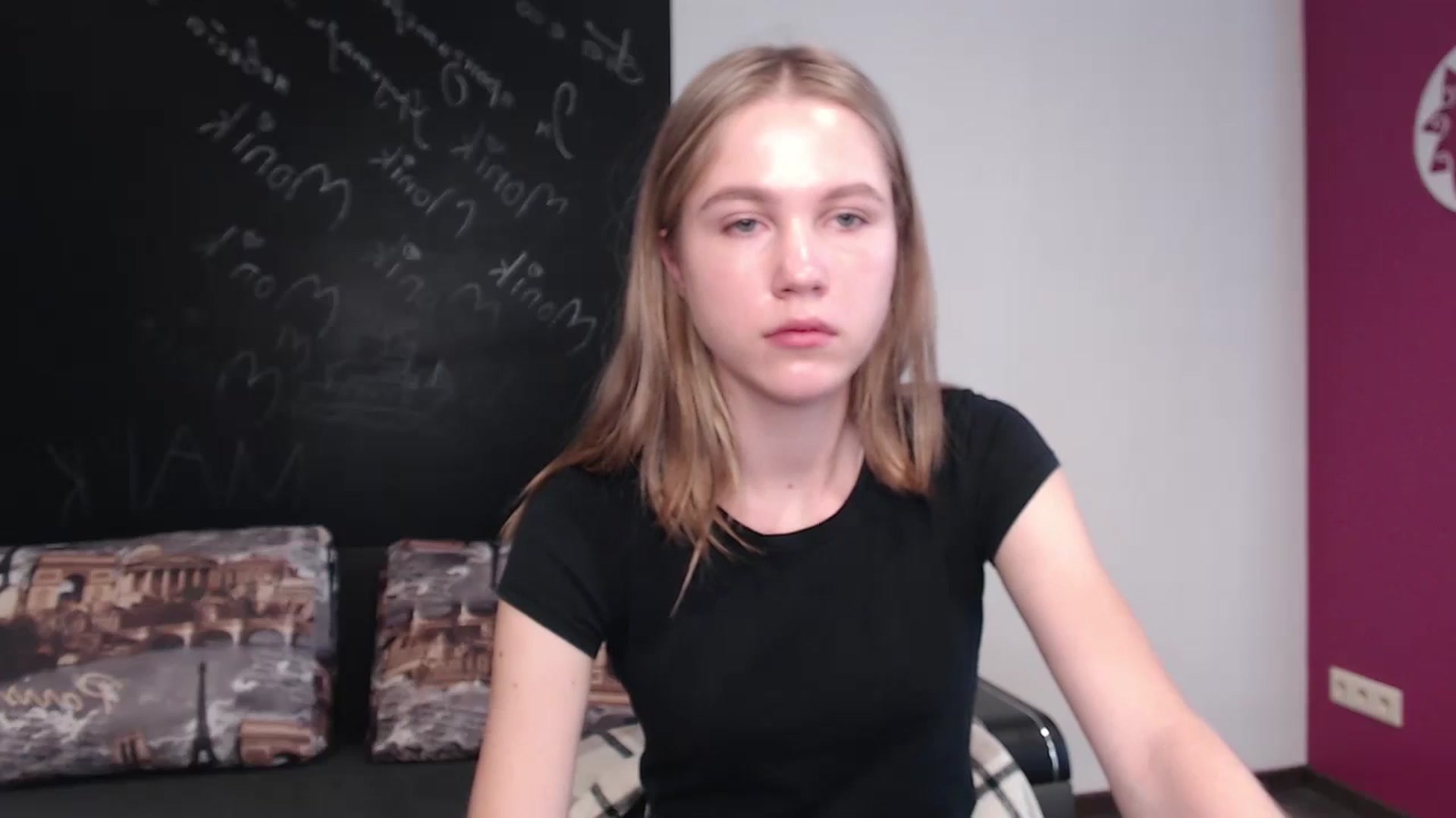Gallery image thumbnail from Kate_Lewiss's myfreecams stream on, 04/04/2024, 10:18 image 9 of 20