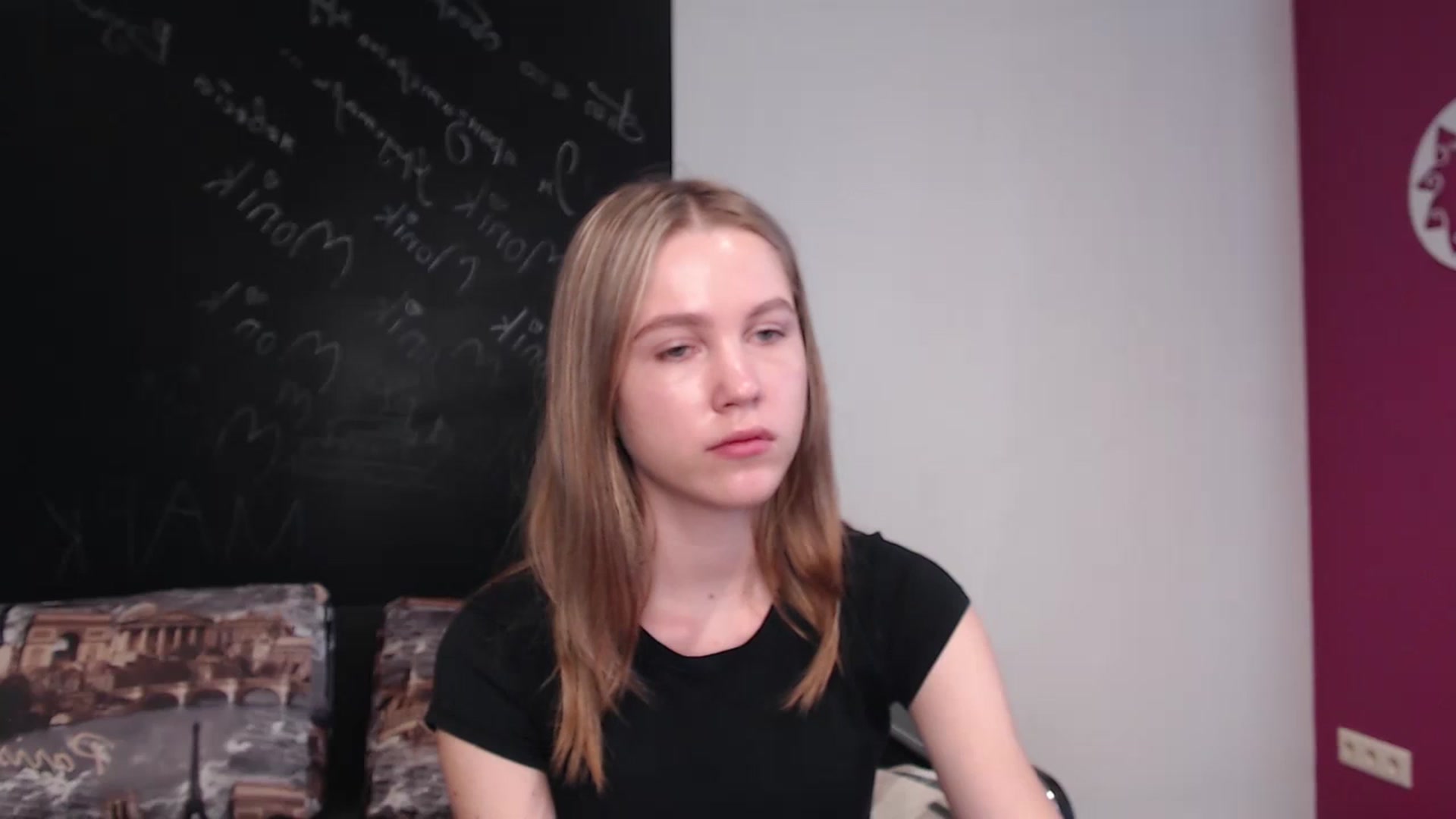 Gallery image thumbnail from Kate_Lewiss's myfreecams stream on, 04/04/2024, 10:18 image 20 of 20