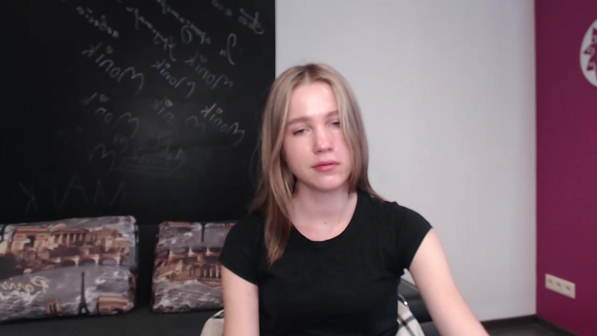 Gallery image thumbnail from Kate_Lewiss's myfreecams stream on, 04/04/2024, 10:18 image 7 of 20
